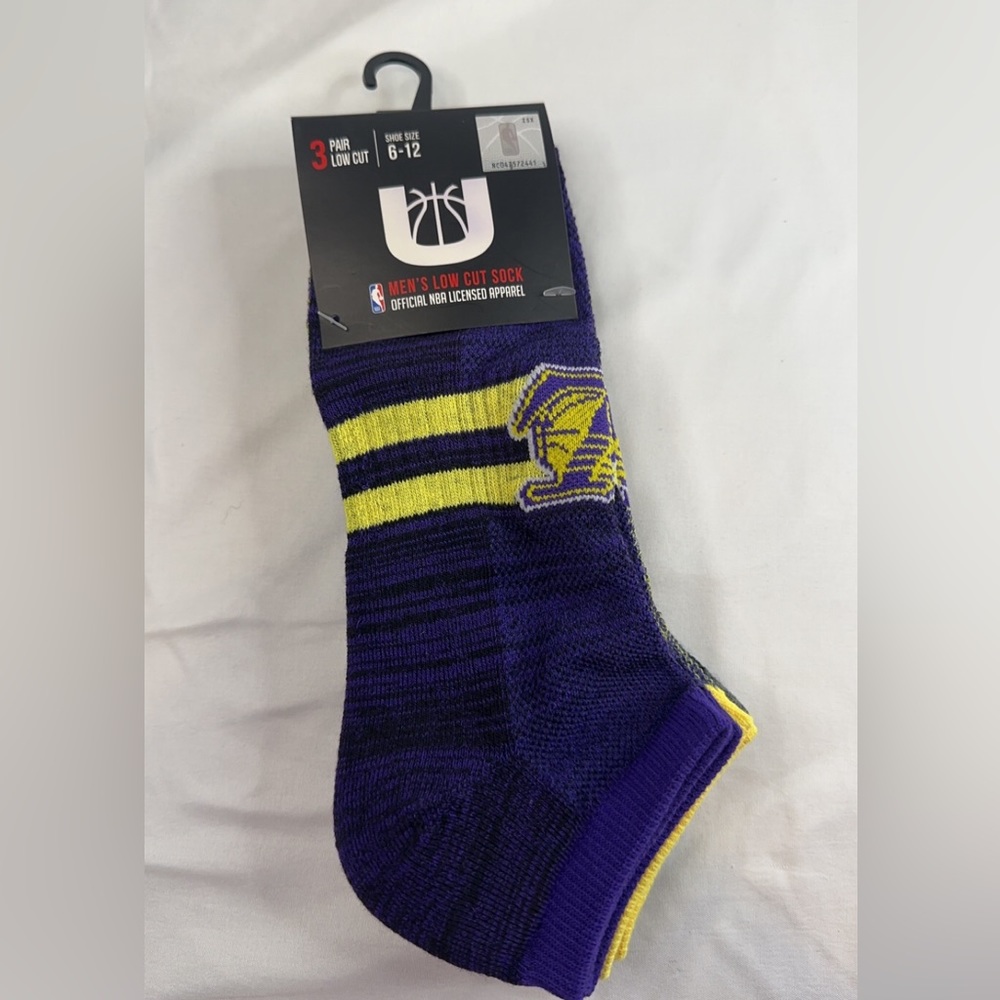 NBA Los Angeles Lakers Basketball Men’s 6-12 Crew Socks 3Pairs